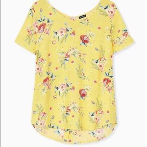 Torrid • Yellow Floral Gauze Button Back Blouse
